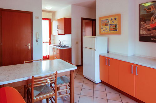 Photo 5 - 2 bedroom Apartment in Rosolina with swimming pool