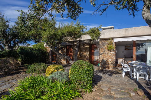 Photo 2 - Maison de 2 chambres à Bormes-les-Mimosas avec terrasse et vues à la mer