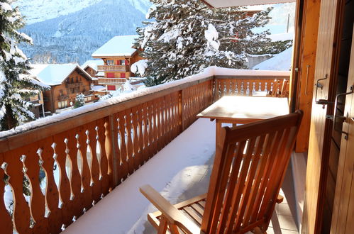 Foto 30 - Apartamento de 2 habitaciones en Champéry con jardín y terraza