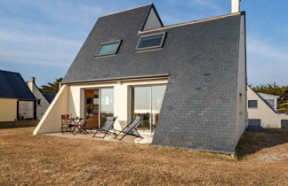 Photo 2 - Maison de 1 chambre à Saint-Germain-sur-Ay avec jardin et vues à la mer