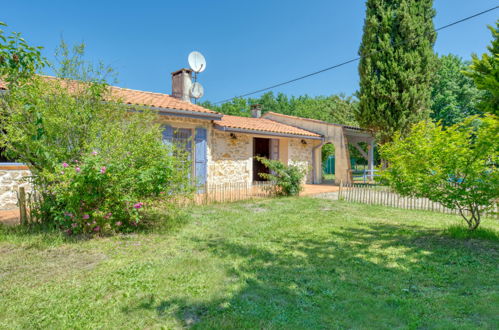 Foto 17 - Casa con 3 camere da letto a Gaillan-en-Médoc con terrazza