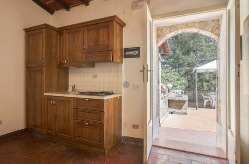 Foto 7 - Apartamento de 2 quartos em Monteriggioni com piscina e jardim