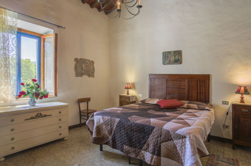 Foto 6 - Apartamento de 2 quartos em Monteriggioni com piscina e jardim