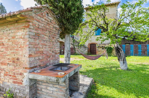 Photo 35 - 2 bedroom Apartment in Monteriggioni with swimming pool and garden