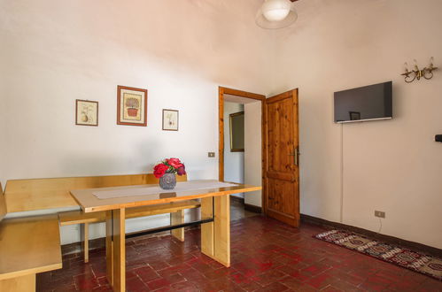 Foto 9 - Apartamento de 2 quartos em Monteriggioni com piscina e jardim