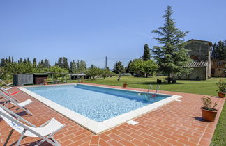 Foto 2 - Appartamento con 2 camere da letto a Monteriggioni con piscina e giardino