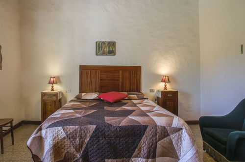 Photo 11 - 2 bedroom Apartment in Monteriggioni with swimming pool and garden