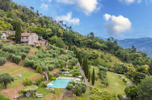 Photo 3 - Maison de 1 chambre à Pescia avec piscine et jardin