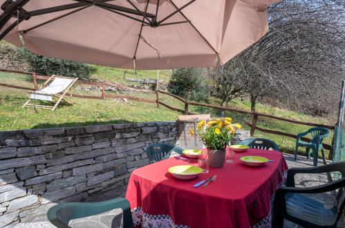 Photo 2 - Maison de 1 chambre à Domodossola avec jardin et terrasse