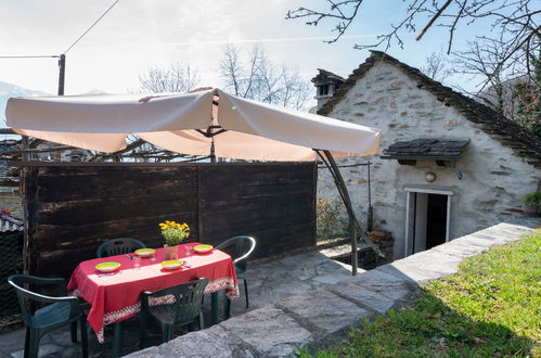 Foto 17 - Casa de 1 habitación en Domodossola con jardín y terraza