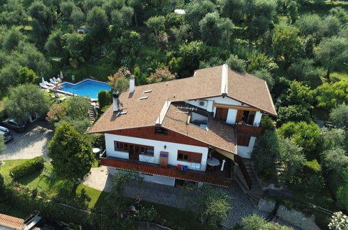 Photo 19 - Apartment in Brenzone sul Garda with swimming pool and mountain view