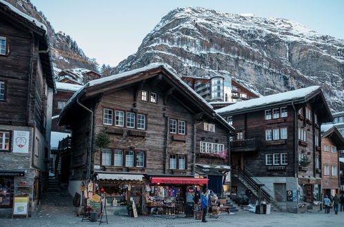 Photo 24 - Appartement de 2 chambres à Zermatt avec vues sur la montagne