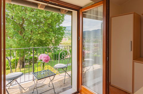 Foto 4 - Appartamento con 1 camera da letto a Garda con piscina e vista sulle montagne