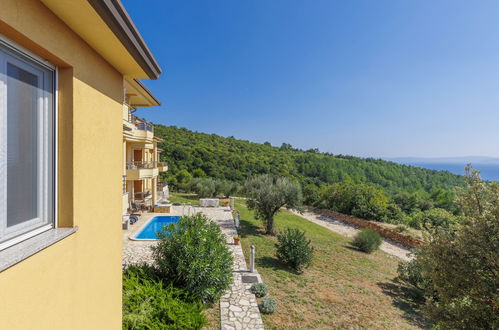 Photo 14 - Appartement de 3 chambres à Labin avec piscine et vues à la mer