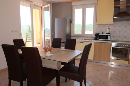 Photo 10 - 3 bedroom Apartment in Labin with swimming pool and terrace