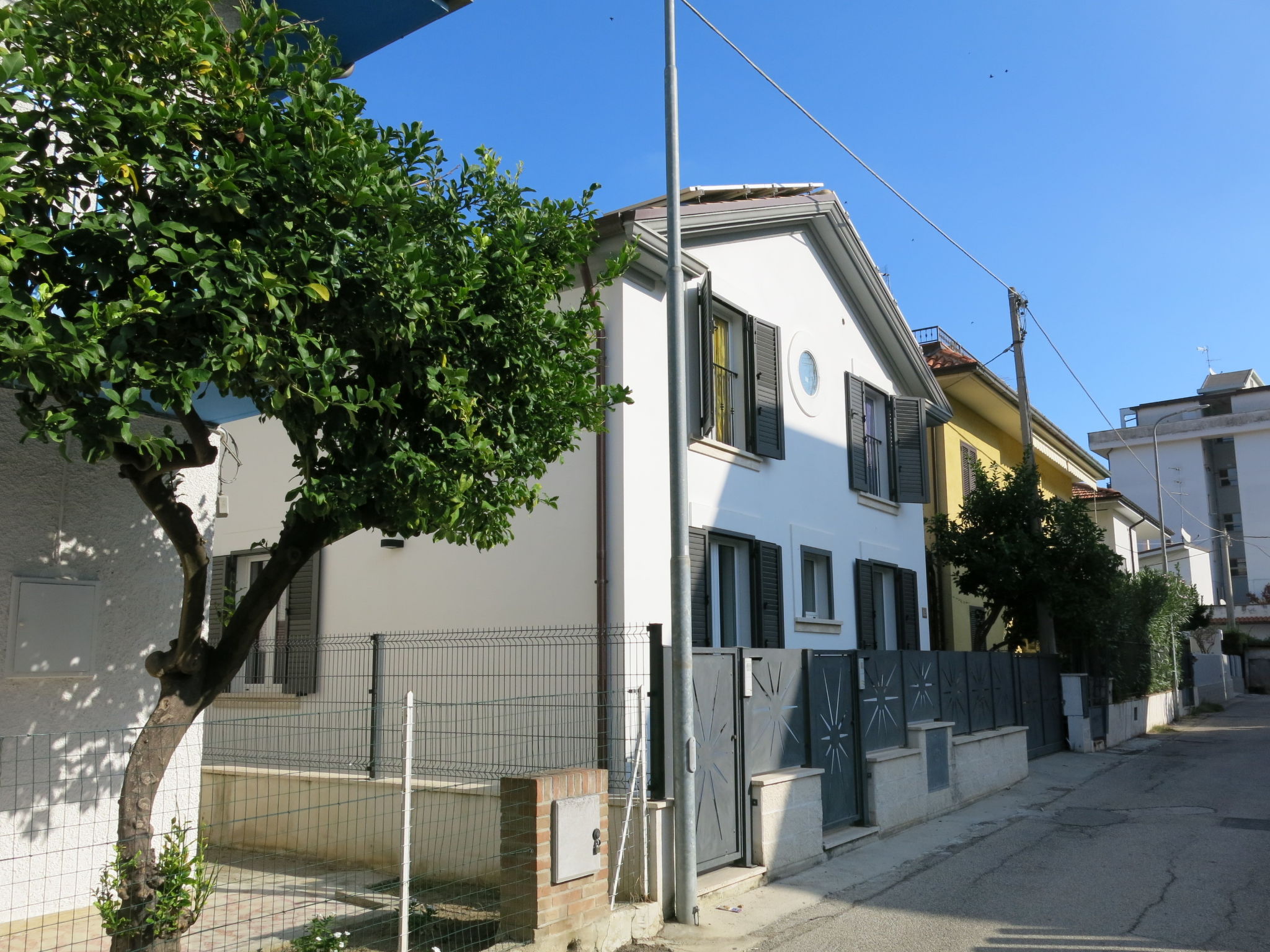 Photo 24 - Maison de 6 chambres à Alba Adriatica avec terrasse et vues à la mer