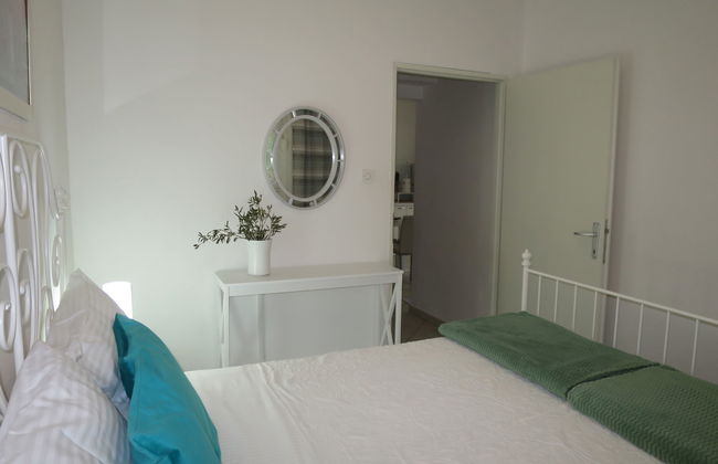Casa de 1 quarto em Jasenice com jardim e terraço - Foto 16