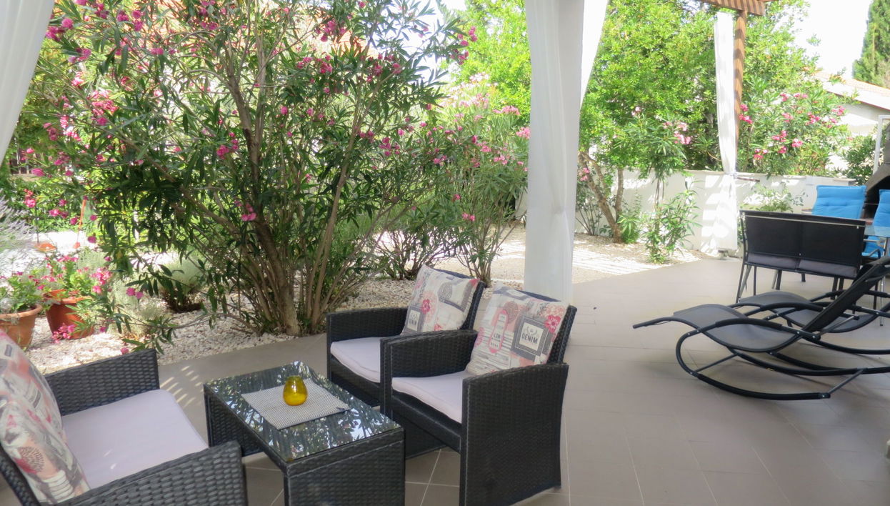 Haus mit 1 Schlafzimmer in Jasenice mit garten und terrasse - Foto 1