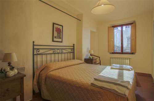 Foto 9 - Apartment mit 2 Schlafzimmern in Barberino Tavarnelle mit schwimmbad und garten