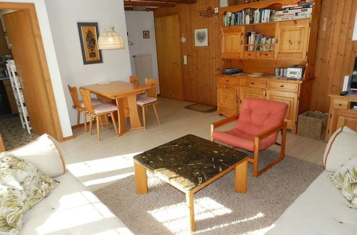 Photo 13 - 1 bedroom Apartment in Zweisimmen