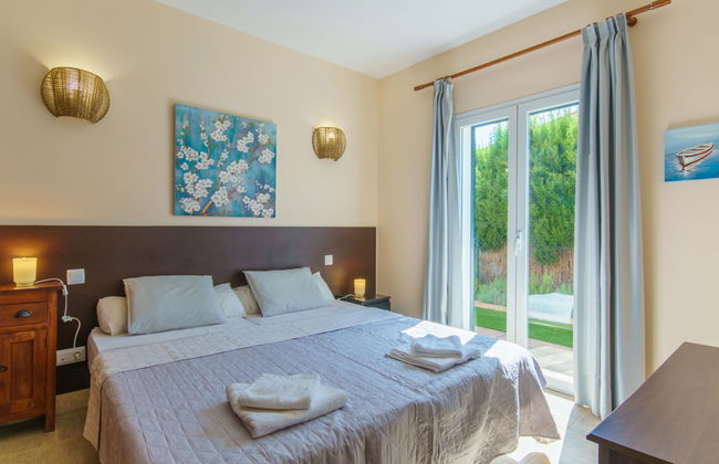 Casa de 3 quartos em Campos com piscina privada e jardim - Foto 11