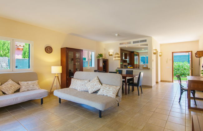 Casa de 3 quartos em Campos com piscina privada e jardim - Foto 4
