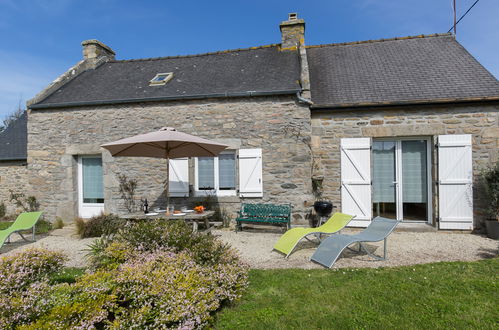 Photo 1 - Maison de 3 chambres à Ploudalmézeau avec jardin et vues à la mer