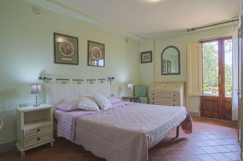 Photo 13 - 1 bedroom Apartment in Pieve a Nievole with swimming pool and garden