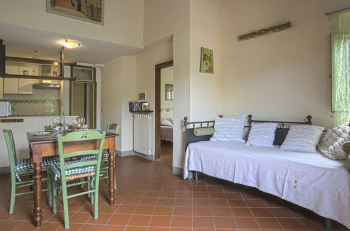 Photo 8 - 1 bedroom Apartment in Pieve a Nievole with swimming pool and garden