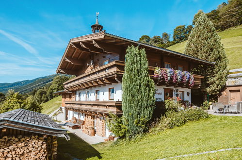 Foto 46 - Apartamento de 4 habitaciones en Bramberg am Wildkogel con jardín y vistas a la montaña