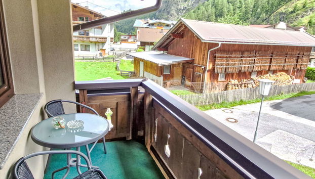 Apartment mit 6 Schlafzimmern in Längenfeld mit garten - Foto 2