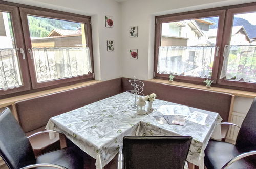Foto 3 - Apartamento de 5 quartos em Längenfeld com jardim