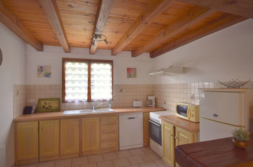 Photo 9 - Maison de 2 chambres à Blanquefort-sur-Briolance avec piscine privée et jardin