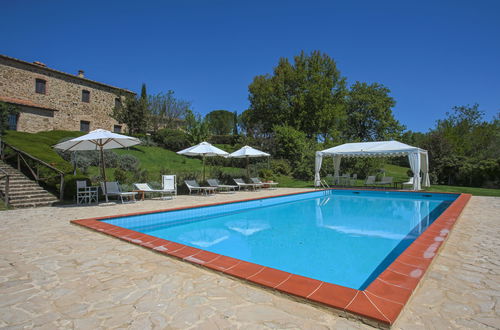 Photo 18 - Appartement de 2 chambres à Casole d'Elsa avec piscine et jardin