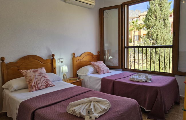 Casa de 4 quartos em Finestrat com piscina e jardim - Foto 9