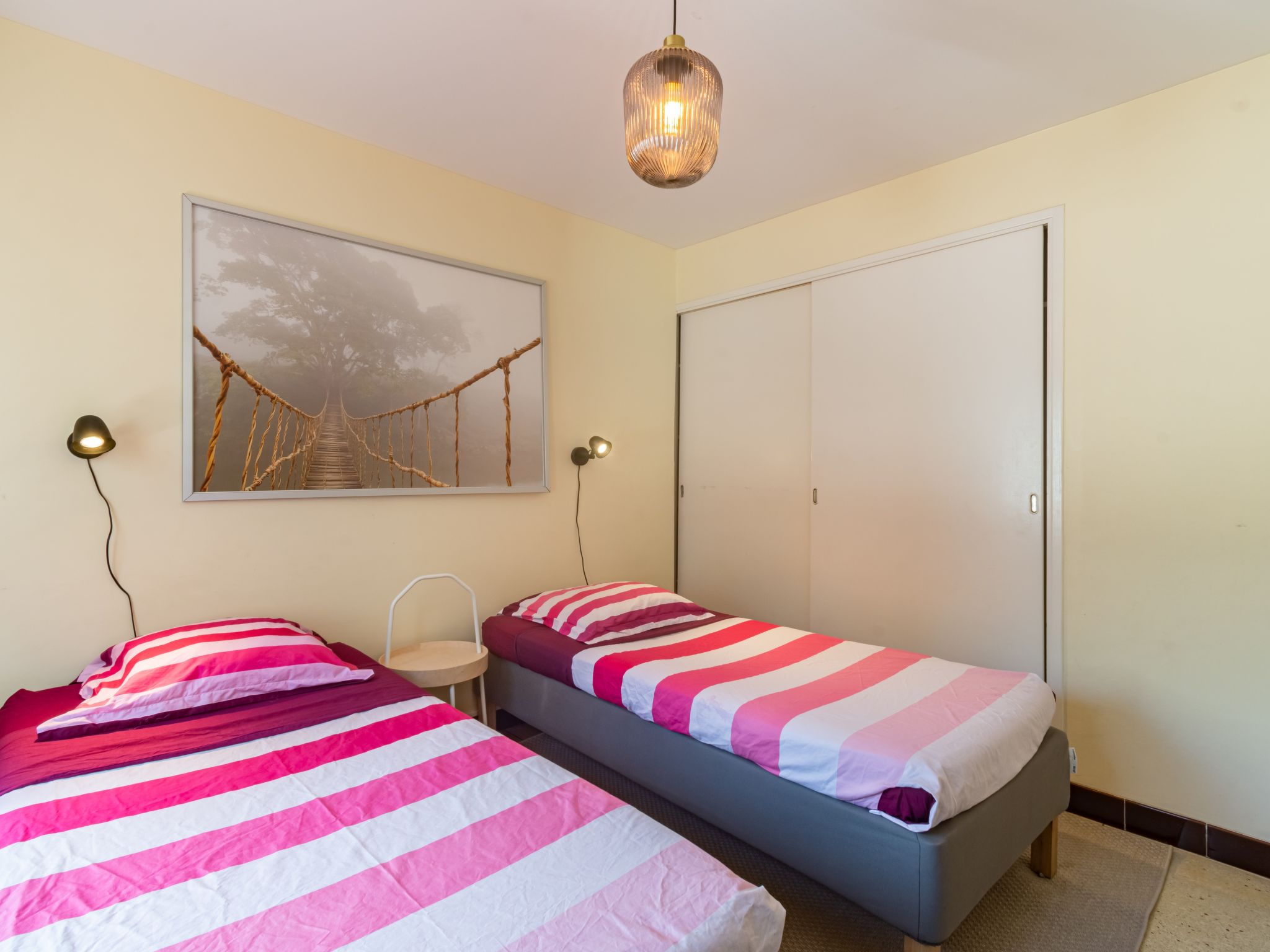 Foto 9 - Appartamento con 2 camere da letto a Roquebrune-sur-Argens con terrazza e vista mare