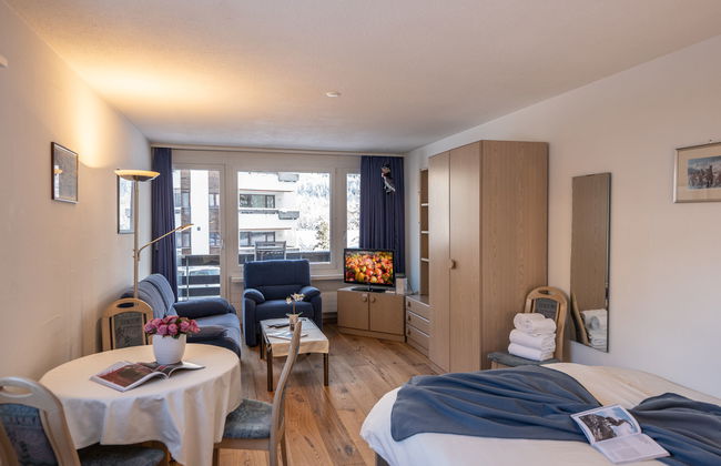 Apartment mit 1 Schlafzimmer in Sankt Moritz - Foto 2