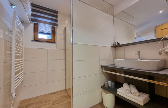 Apart Ladner - Foto 13