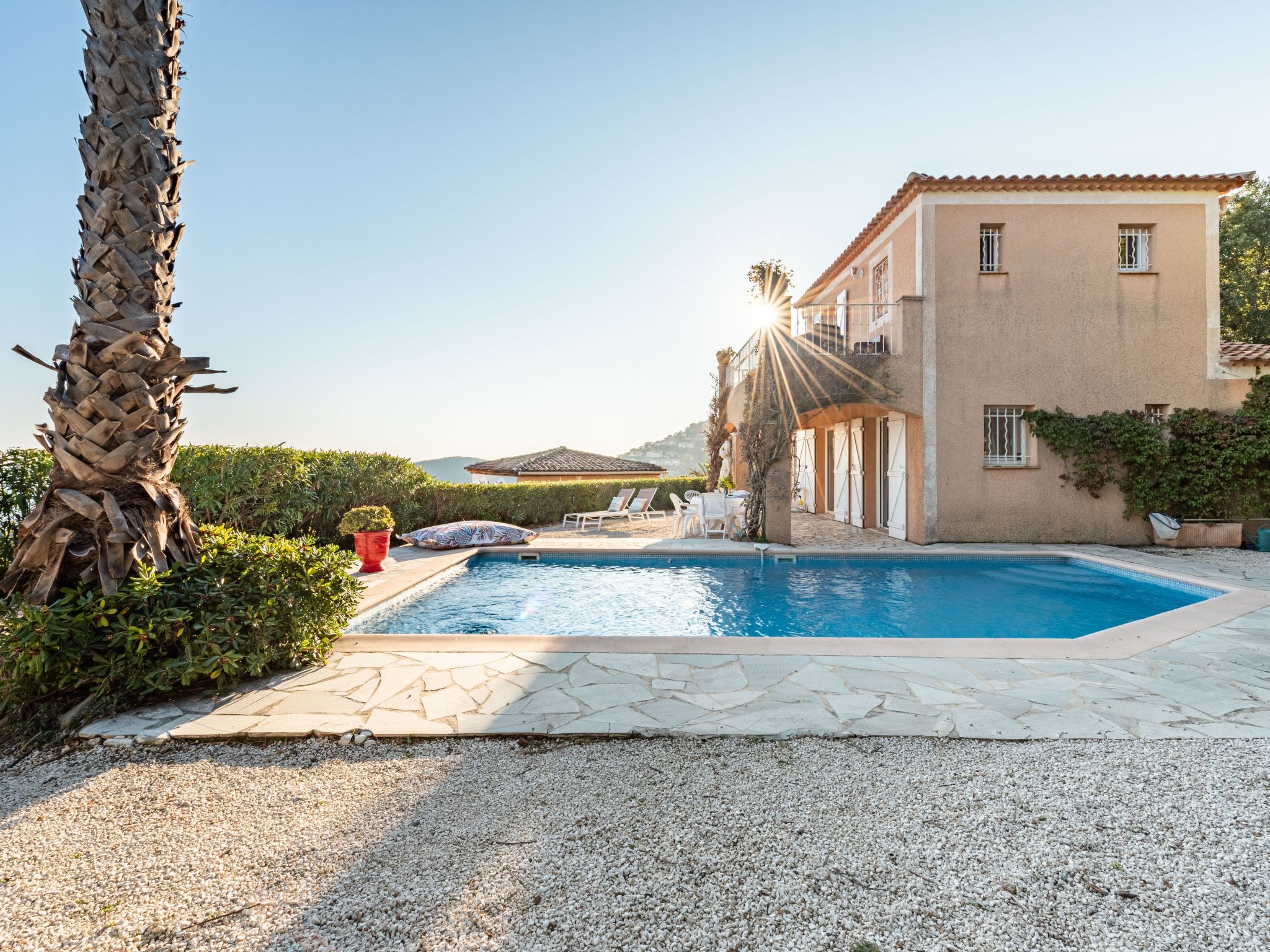 Foto 34 - Casa de 3 habitaciones en Cavalaire-sur-Mer con piscina privada y vistas al mar
