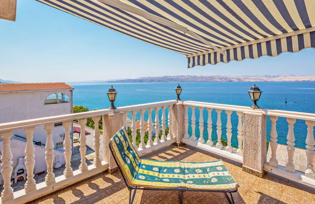 Appartamento con 2 camere da letto a Karlobag con piscina e terrazza - Foto 3