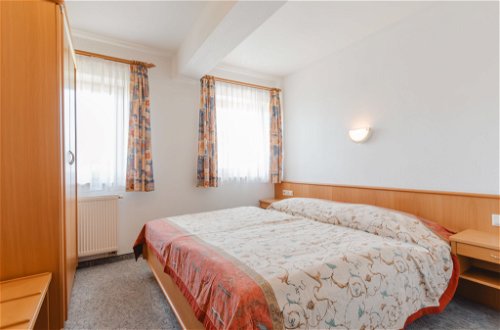 Foto 17 - Appartamento con 3 camere da letto a Wald im Pinzgau con giardino e vista sulle montagne
