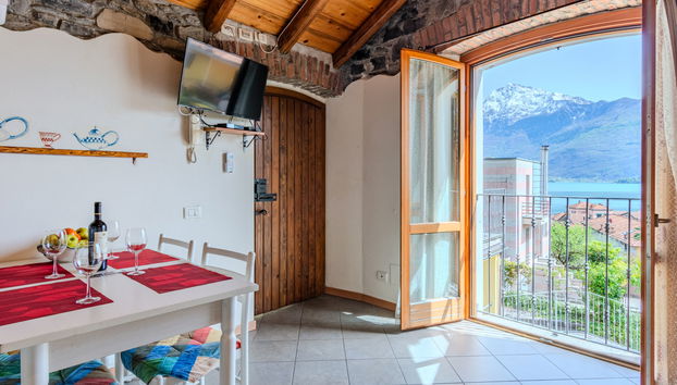 Haus mit 1 Schlafzimmer in Gravedona ed Uniti mit garten - Foto 2