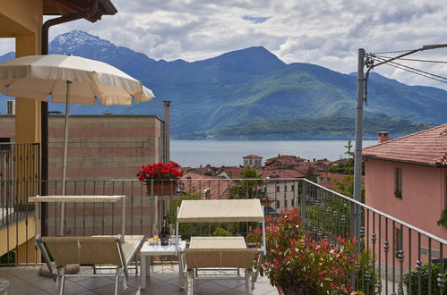 Photo 18 - Maison de 1 chambre à Gravedona ed Uniti avec vues sur la montagne