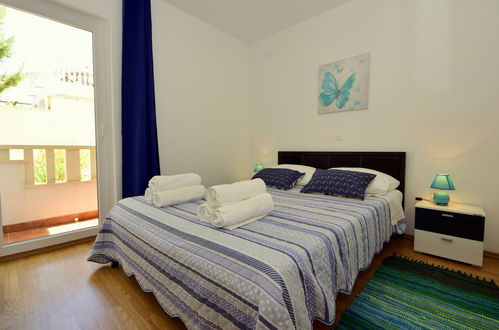 Foto 12 - Casa con 2 camere da letto a Marina con piscina privata e terrazza