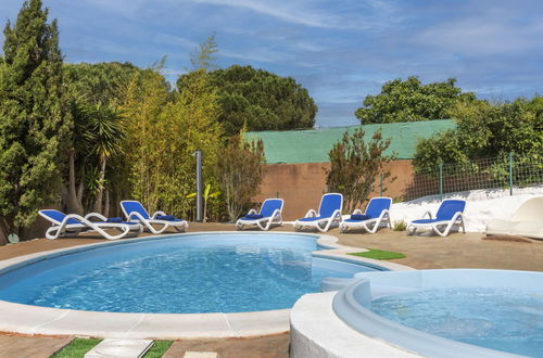 Foto 32 - Casa de 3 quartos em Vidreres com piscina privada e terraço