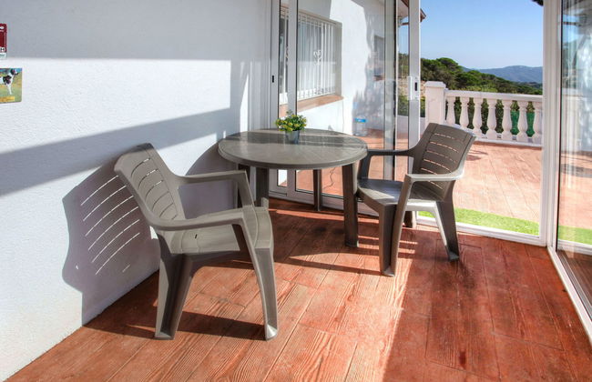 Casa de 5 quartos em Vidreres com piscina privada e terraço - Foto 22