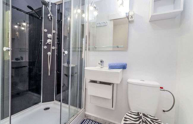 Casa de 5 quartos em Vidreres com piscina privada e terraço - Foto 10