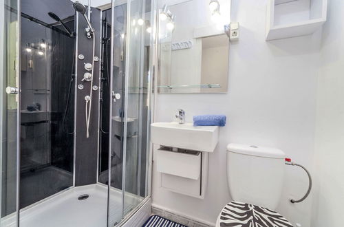 Foto 10 - Casa de 3 quartos em Vidreres com piscina privada e terraço