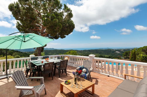 Foto 2 - Casa de 3 quartos em Vidreres com piscina privada e terraço