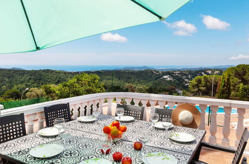 Foto 19 - Casa de 3 quartos em Vidreres com piscina privada e terraço